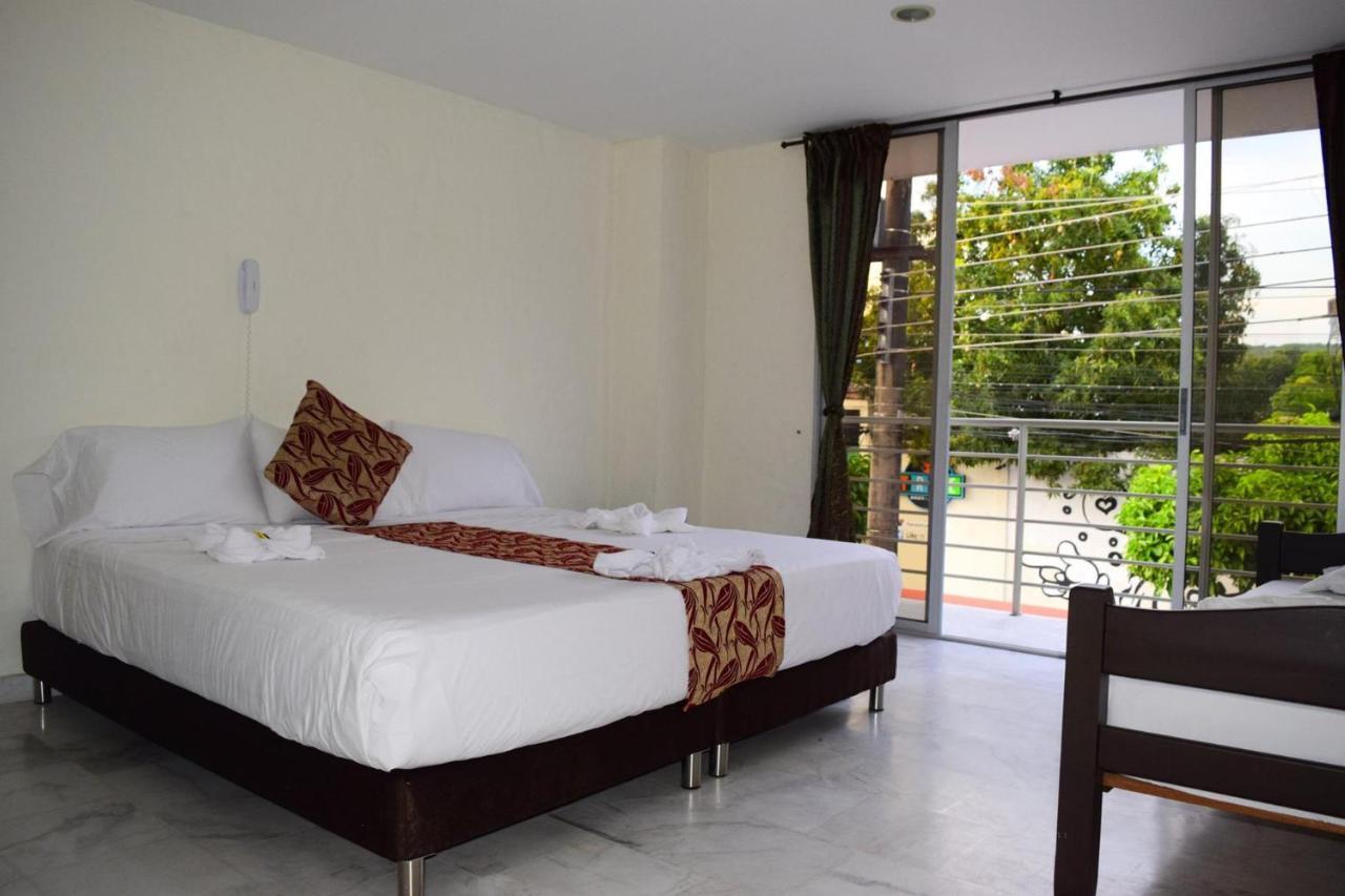 Blue Star Hotel Melgar Kültér fotó